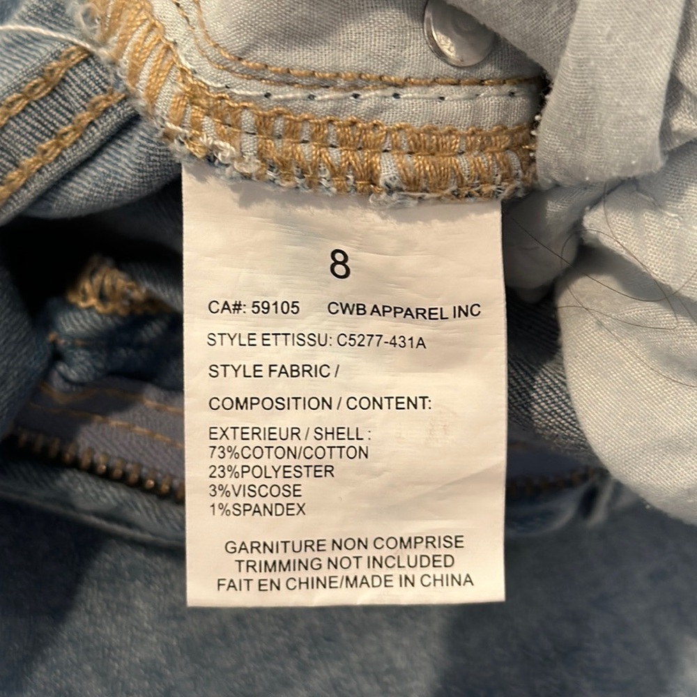 To many jeans! Light blue comfy! Size 8